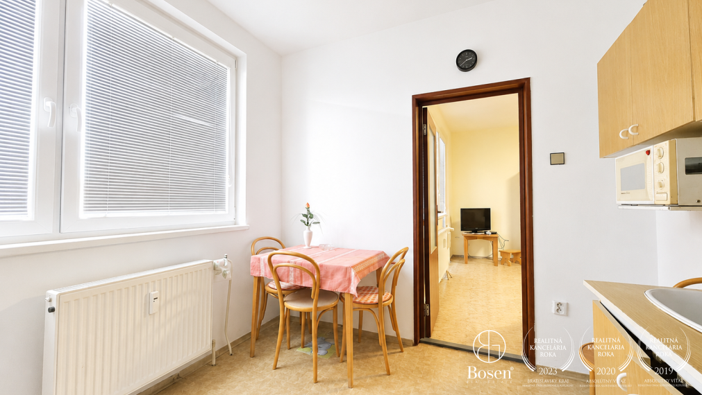BOSEN | Na prenájom 1 izbový byt (42m2), Haburská, Ružinov