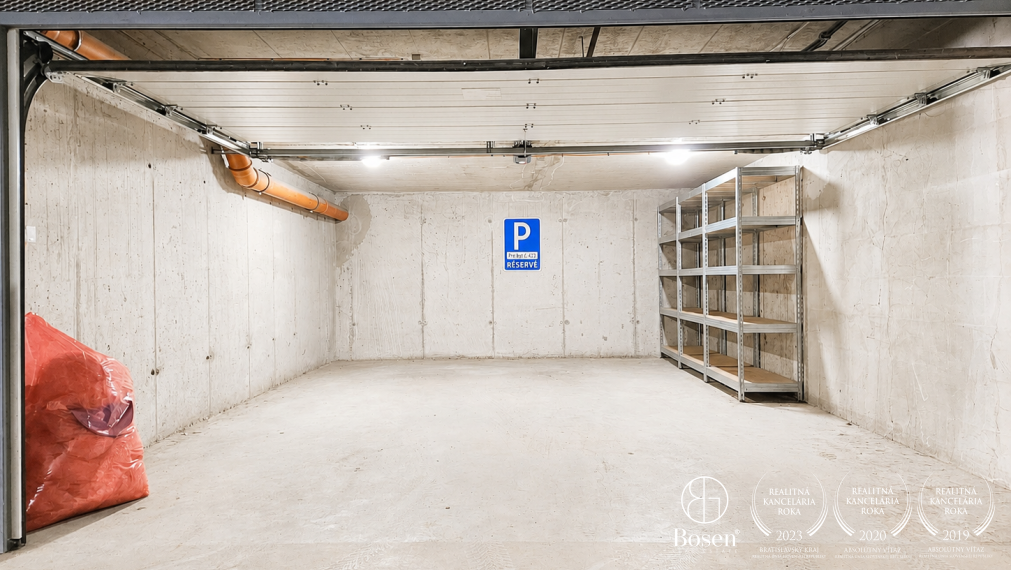 BOSEN | Na prenájom LUXUSNÝ 3 a pól izbový byt v Rotunde s parkovaním