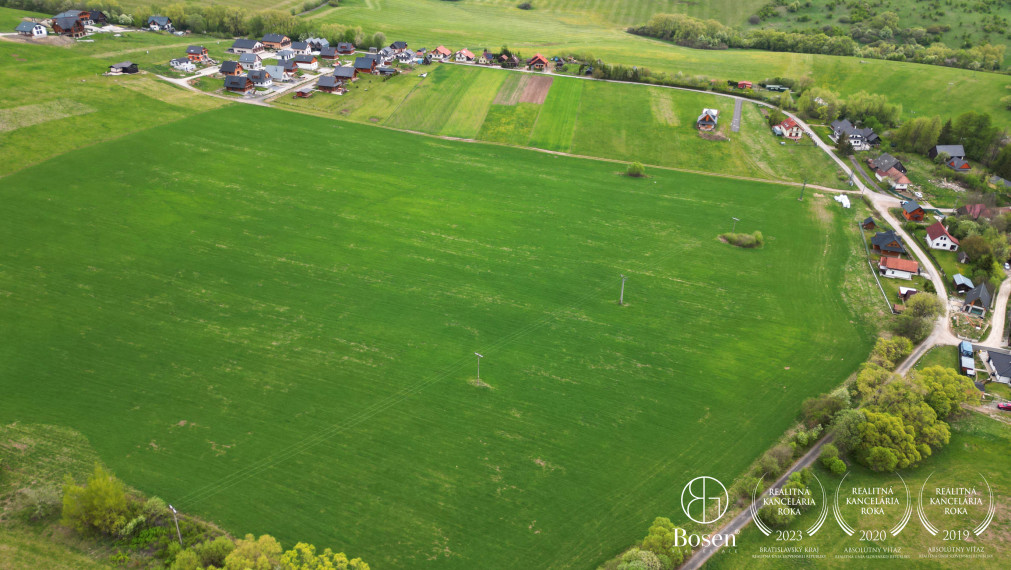 BOSEN | Investičné pozemky pri Liptovskej Mare, 9883 m², Ižipovce