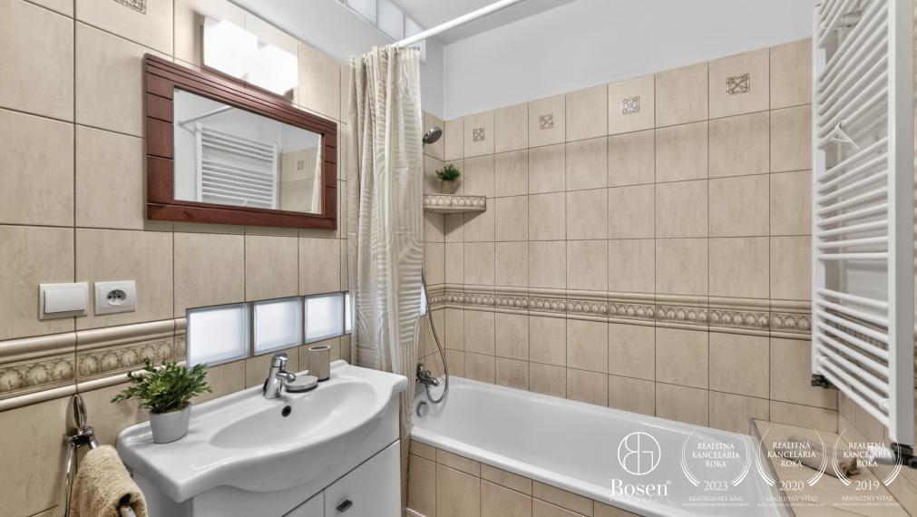 BOSEN | 2,5 izbový byt s balkónom a vlastným vykurovaním,56m2