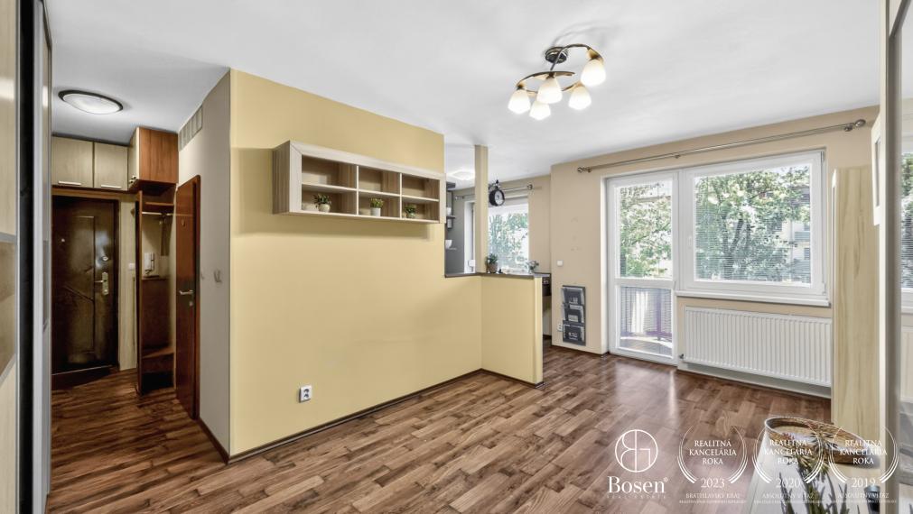 BOSEN | 2,5 izbový byt s balkónom a vlastným vykurovaním,56m2