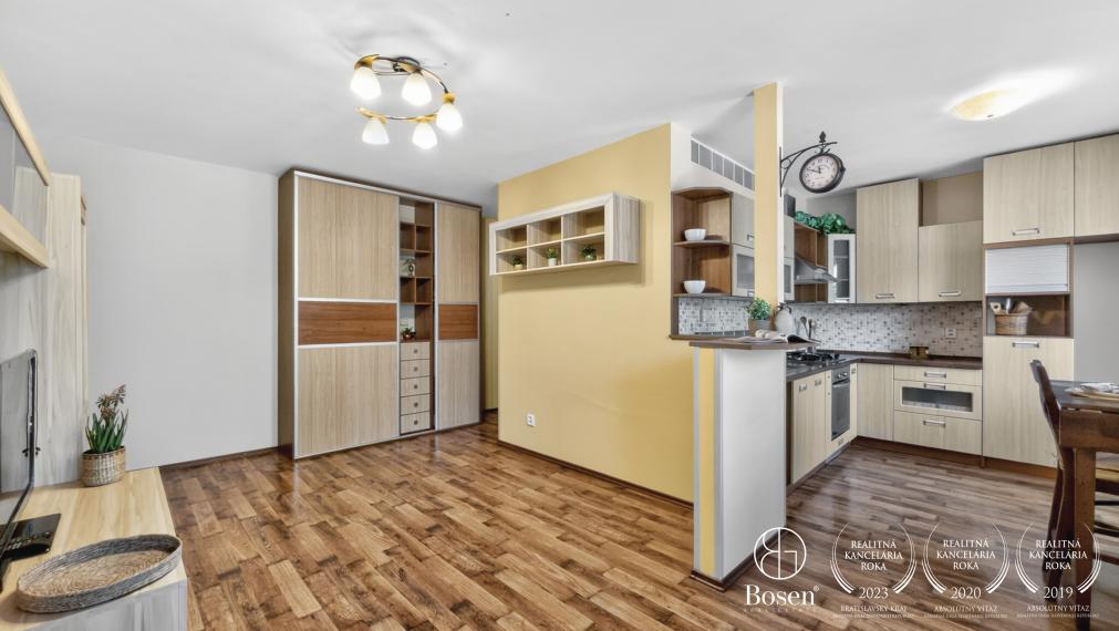 BOSEN | 2,5 izbový byt s balkónom a vlastným vykurovaním,56m2