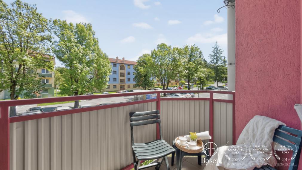 BOSEN | 2,5 izbový byt s balkónom a vlastným vykurovaním,56m2