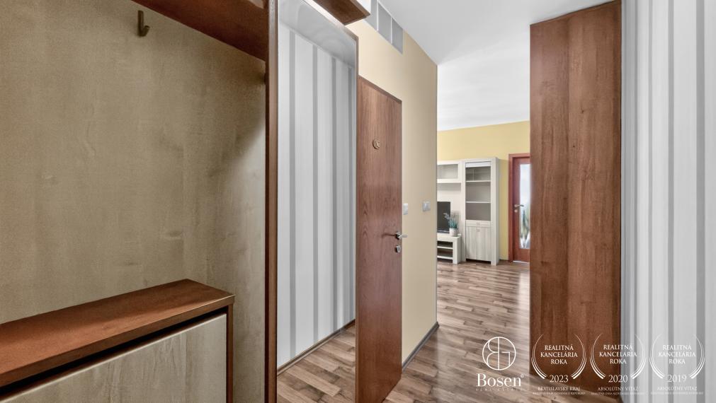 BOSEN | 2,5 izbový byt s balkónom a vlastným vykurovaním,56m2
