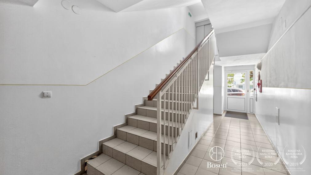 BOSEN | 2,5 izbový byt s balkónom a vlastným vykurovaním,56m2