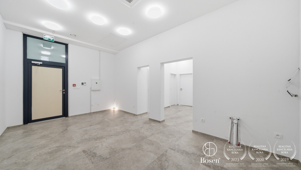 BOSEN | Prenájom - obchodný priestor - KESSELBAUER 35,25 m2