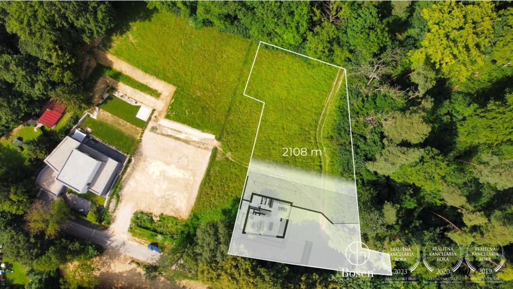 BOSEN | Stavebný pozemok 2108 m2 - Trenčín časť Opatová
