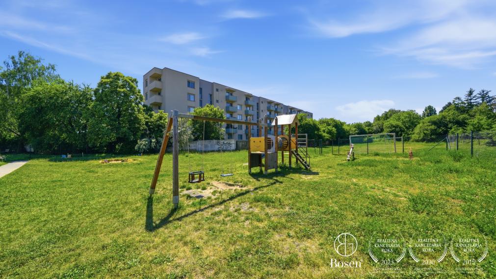 BOSEN | Zariadený 2 izb. byt na najvyššom poschodí, Stupava, 51 m2