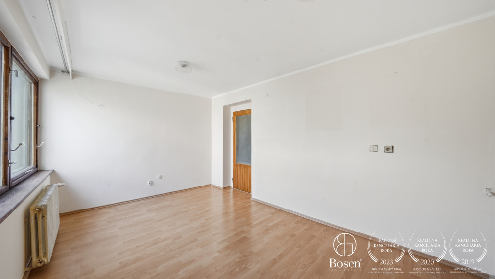 BOSEN | 8 izbový rodinný dom s dvoma bytovými jednotkami, Bratislava - Karlova Ves