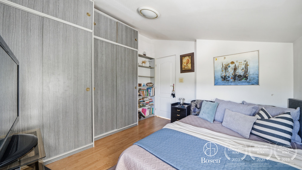 BOSEN | 8 izbový rodinný dom s dvoma bytovými jednotkami, Bratislava - Karlova Ves