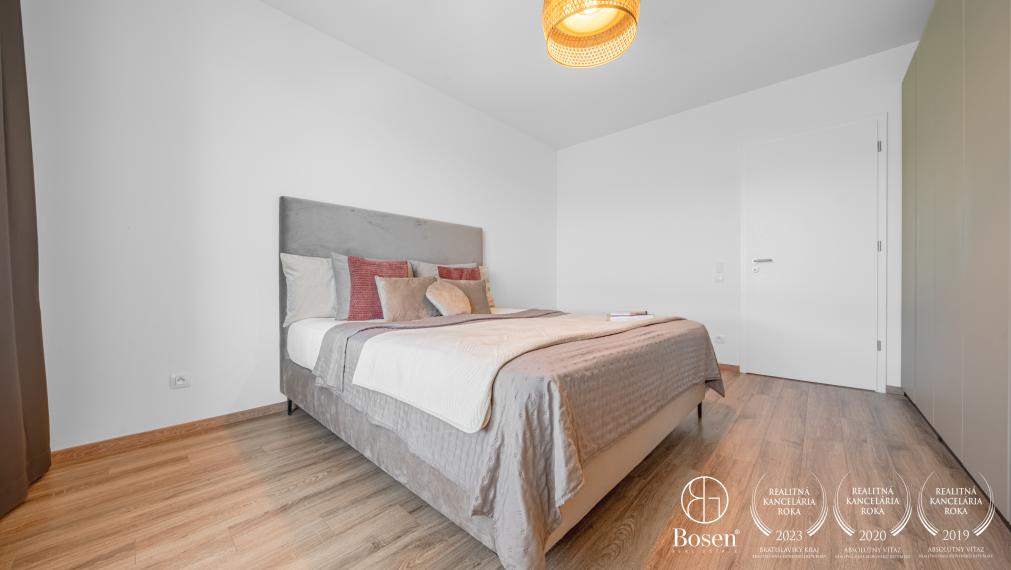 Bosen | 4-izbový byt s loggiou a 2 garážovými státiami, 106 m² – Lamač