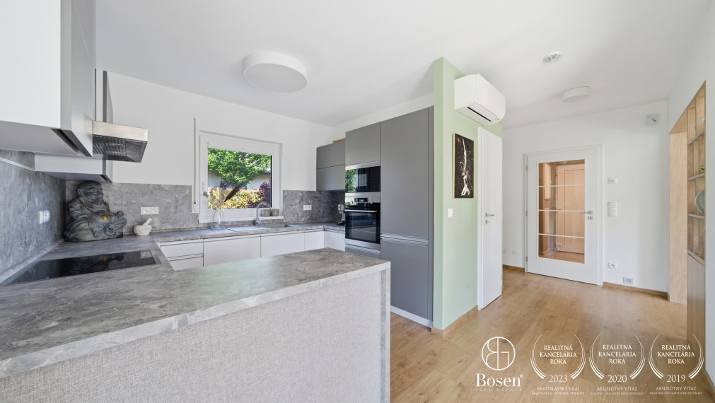 BOSEN | Prémiový 4izb dom, vírivka, pozemok 750m2, Penati Golf Resort