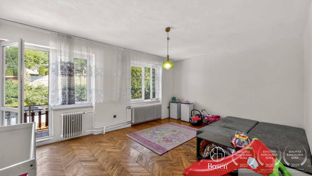 BOSEN | Priestranný rodinný dom vo vynikajúcej lokalite, Janka Kráľa, Fiľakovo.