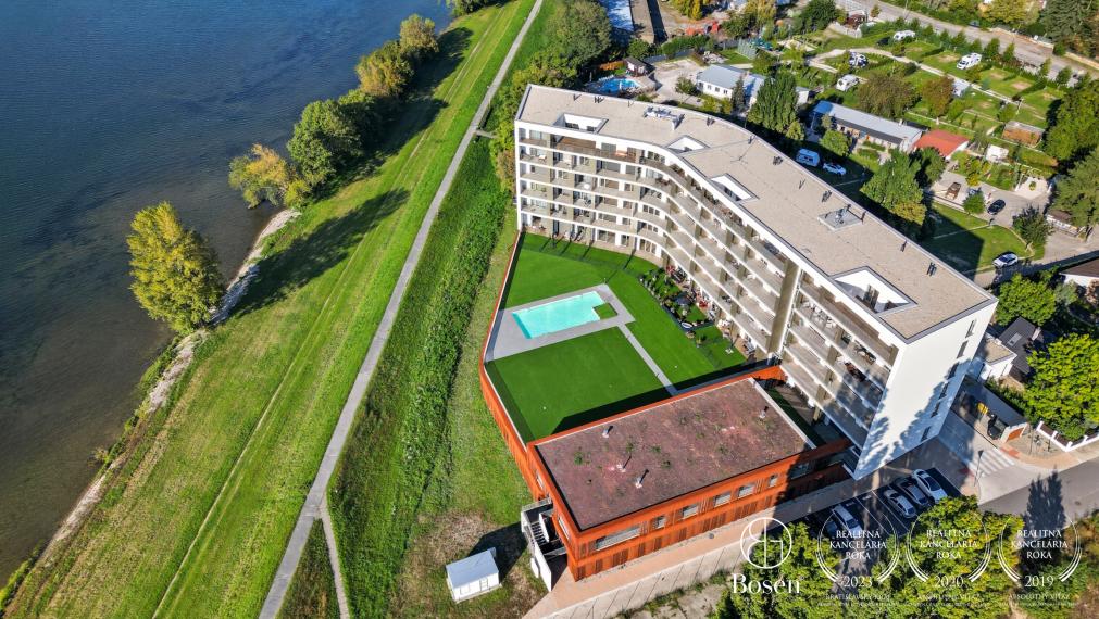 BOSEN | BLUEWAVE_3 izbový byt s predzáhradkou B1_02, Banka, Piešťany, 131.94 m2
