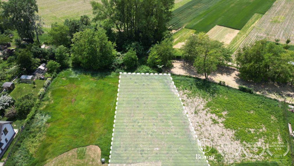 BOSEN| stavebný pozemok v obci Ňárad neďaleko Gabčíkova,  1173 m2
