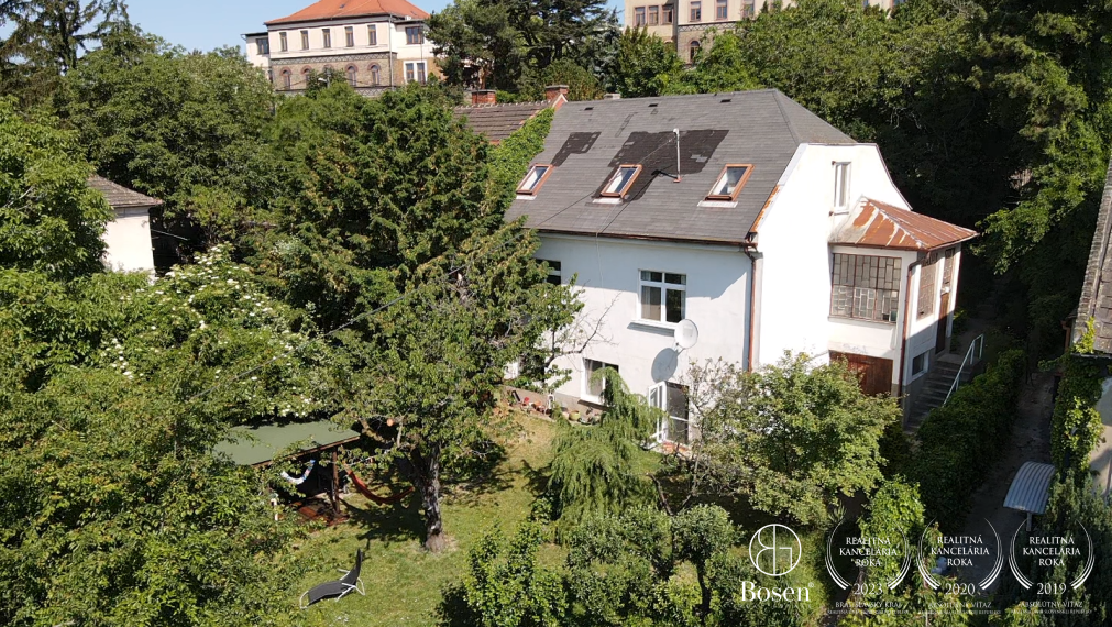 BOSEN | 8 izbový RD s možnosťou vybudovania 3 bytových jednotiek
