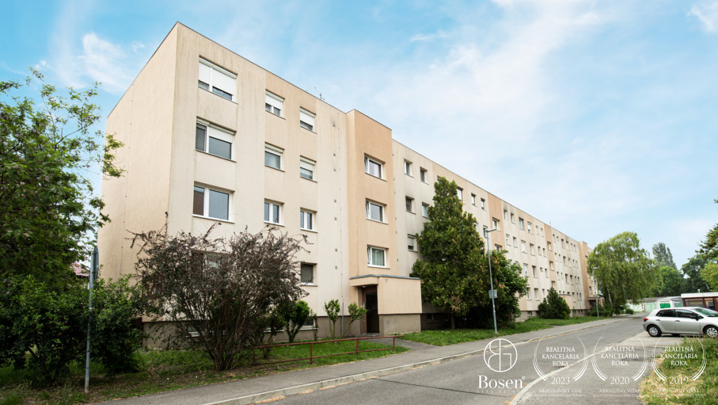 BOSEN | Na predaj 3-izbový byt na ulici Boriny, Dunajská Streda