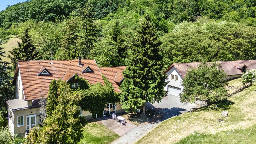 BOSEN | Rodinný dom, Ranč s pozemkom až 129 000m2, Fiľakovo.