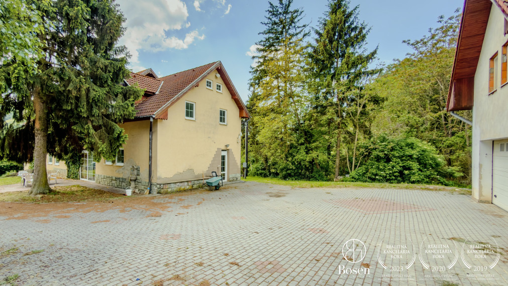 BOSEN | Rodinný dom, Ranč s pozemkom až 129 000m2, Fiľakovo.