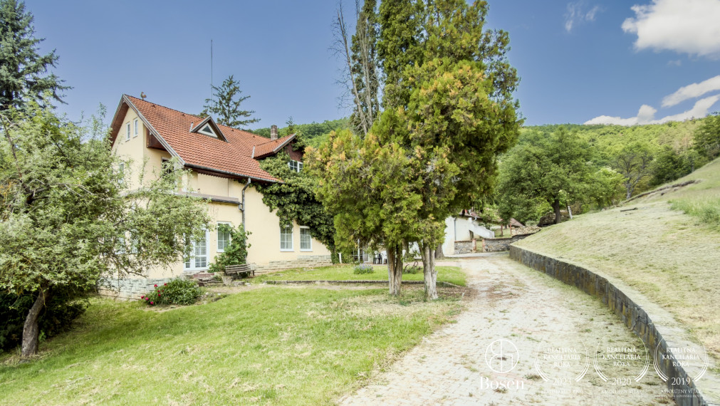 BOSEN | Rodinný dom, Ranč s pozemkom až 129 000m2, Fiľakovo.