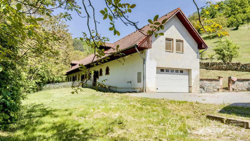 BOSEN | Rodinný dom, Ranč s pozemkom až 129 000m2, Fiľakovo.