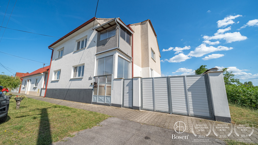 BOSEN | 7 izbový rodinný dom na pozemku 4 099 m², Kopčany