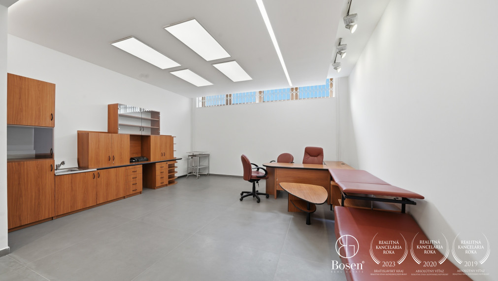BOSEN | Obchodné priestory s výkladom na Záhradníckej ulici, 122 m2.