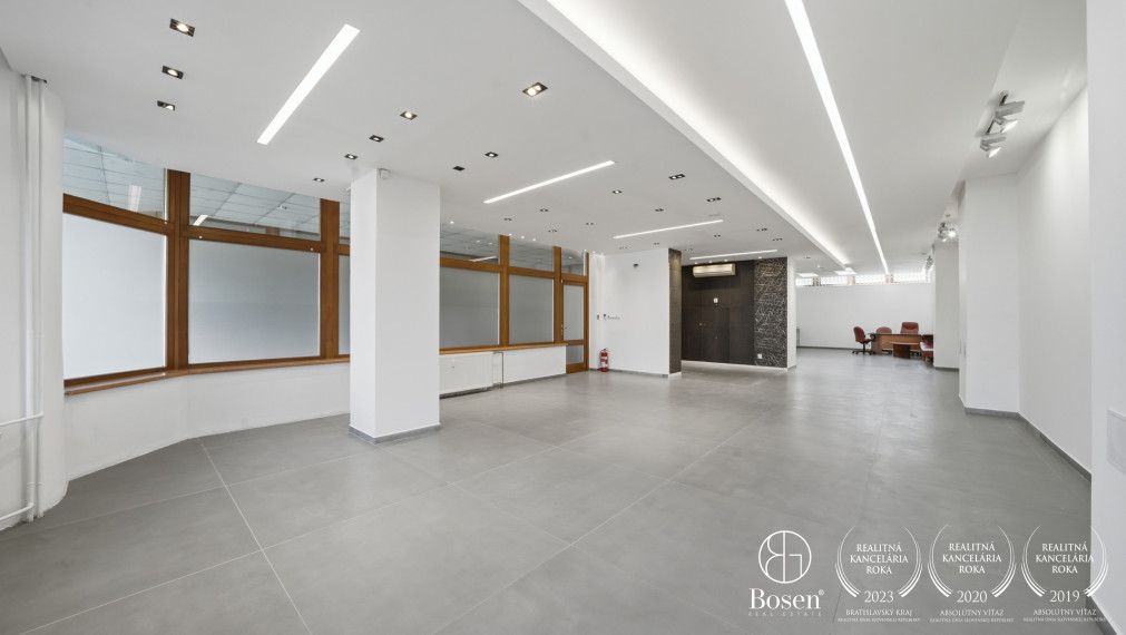 BOSEN | Obchodné priestory s výkladom na Záhradníckej ulici, 122 m2.