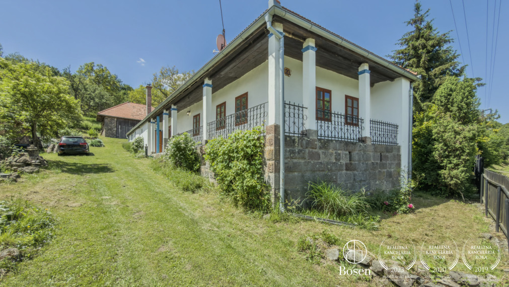 BOSEN | Na predaj rozprávkový rodinný dom v obci Lentvora, 6631m2.