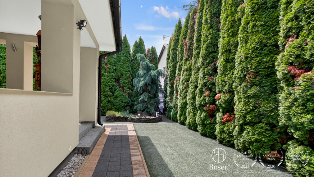 BOSEN | 4 izbový rodinný bungalov na čarovnom mieste