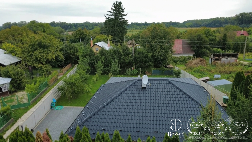 BOSEN | 4 izbový rodinný bungalov na čarovnom mieste