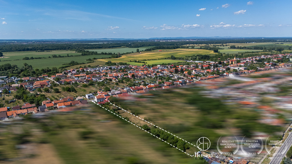 BOSEN | 7 izbový rodinný dom na pozemku 4 099 m², Kopčany