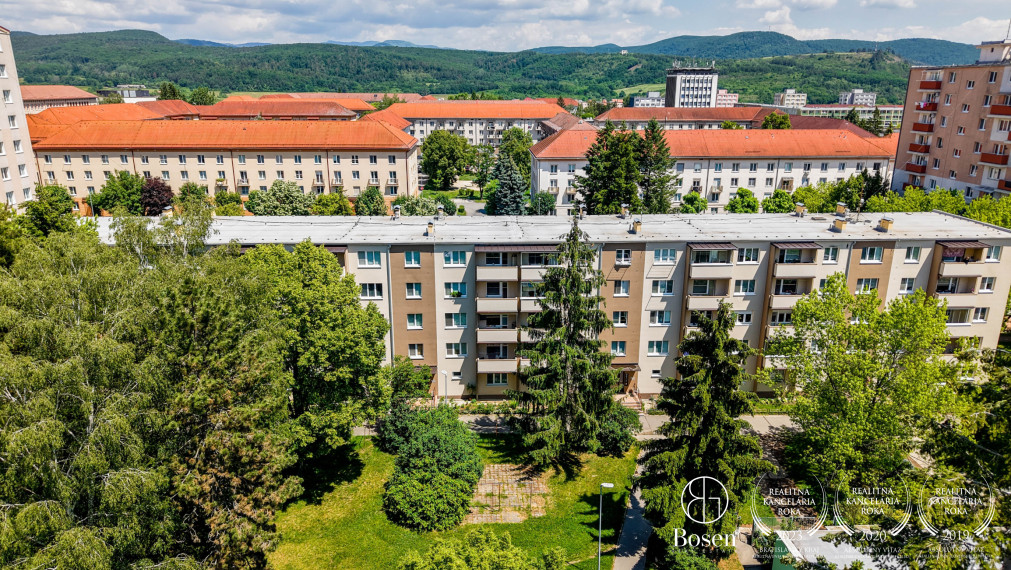 LOYALTERS | 2 izbový zrekonštruovaný  byt v Žiari nad Hronom