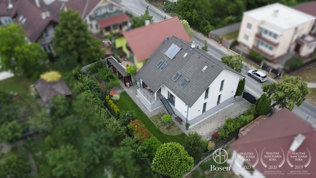 LOYALTERS | Rodinný dom Rača - 5 izbový, plne zariadený