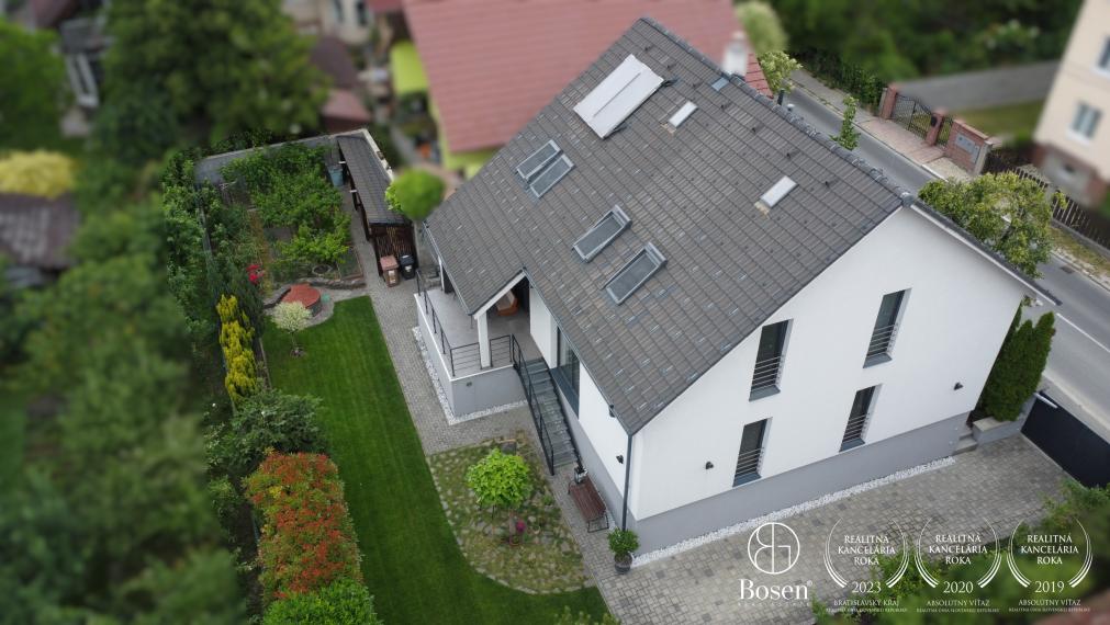 LOYALTERS | Rodinný dom Rača - 5 izbový, plne zariadený