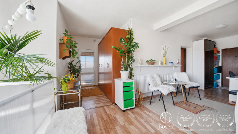 BOSEN | 7 izbový rodinný dom na pozemku 4 099 m², Kopčany