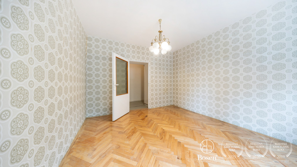 BOSEN | 3-izb 75m2 pripravený na rekonštrukciu, Chrenová - Nitra