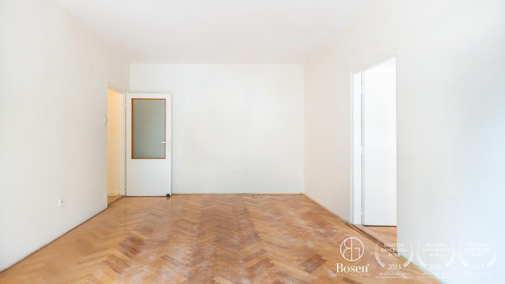 BOSEN | 3-izb 75m2 pripravený na rekonštrukciu, Chrenová - Nitra
