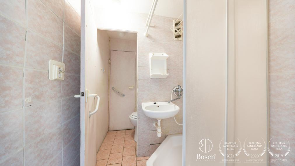 BOSEN | 3-izb 75m2 pripravený na rekonštrukciu, Chrenová - Nitra