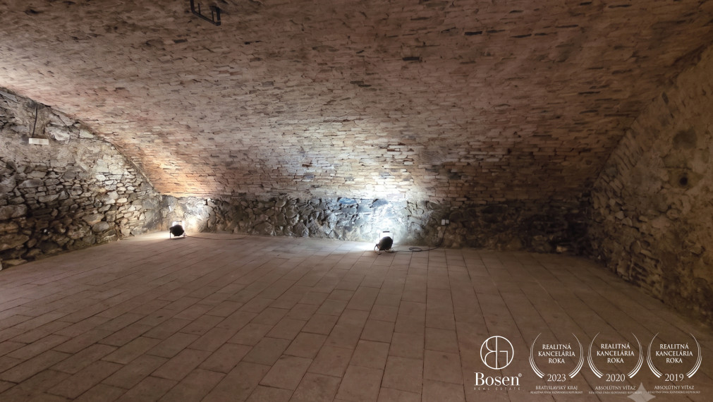 ARISE | Predaj historickej pivnice