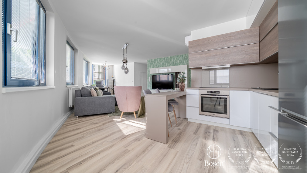 BOSEN | Zariadený 2 izbový klimatizovaný byt v Starom Meste - Vysoká ulica, 62 m²