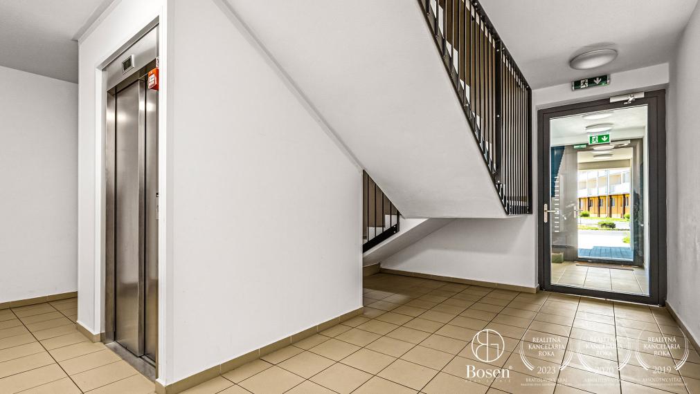 BOSEN | Štýlový 2 izbový byt  s balkónom v Living Park Svit
