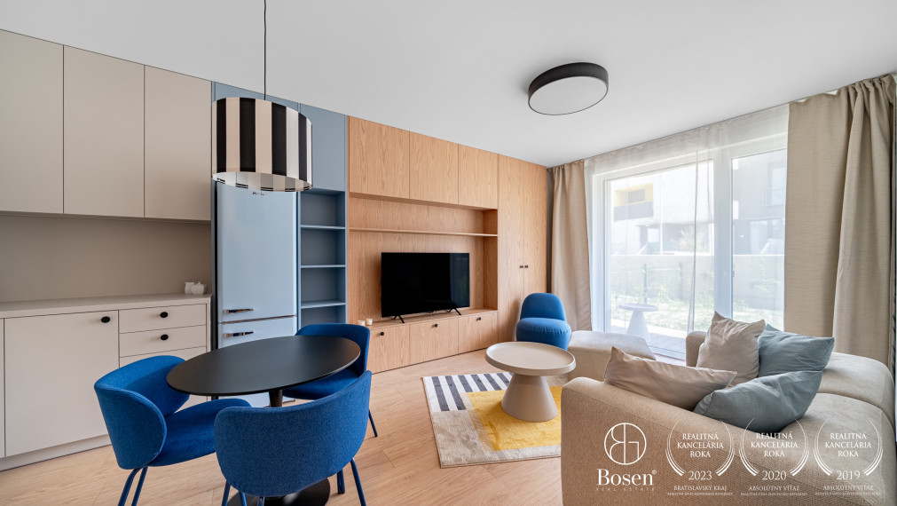 BOSEN | Prenájom 2 izbového bytu s predzáhradkou a bazénom, Špaldová, 80 m2