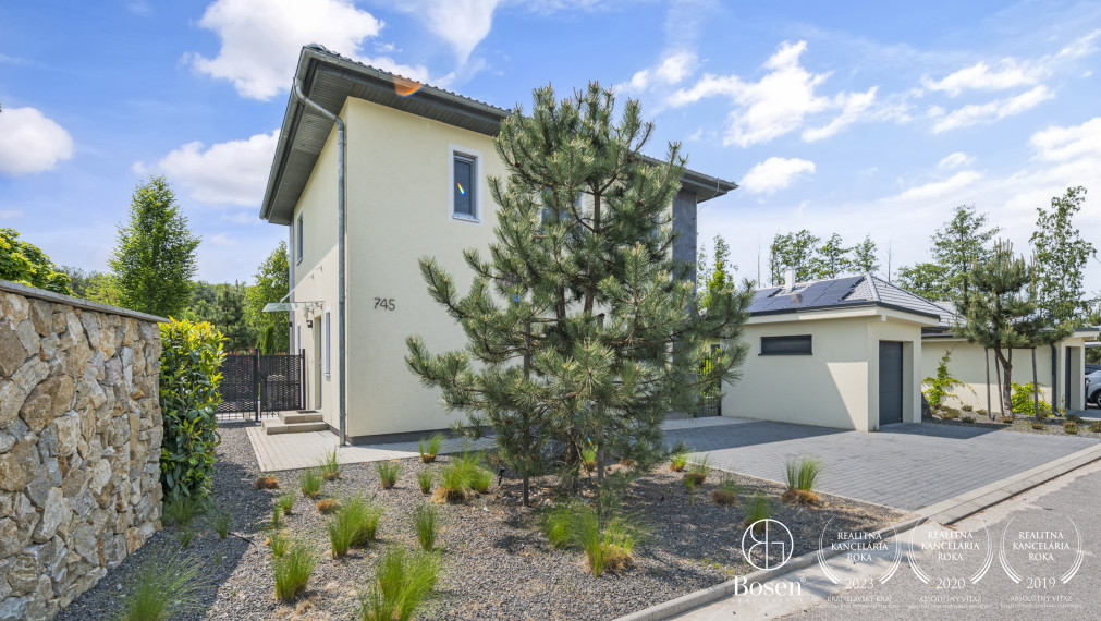 BOSEN | 4izb dom, pozemok 493m2 v Penati Golf Resort