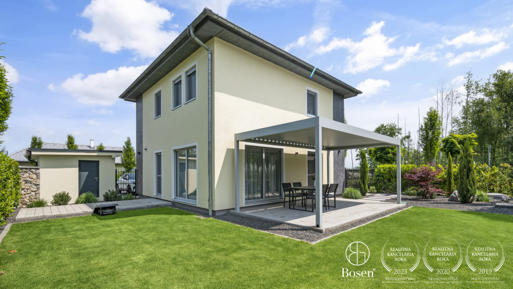 BOSEN | 4izb dom, pozemok 493m2 v Penati Golf Resort