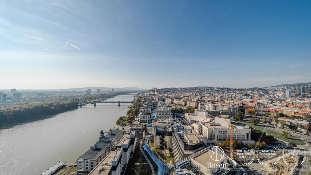 BOSEN | EUROVEA TOWER - luxusný 2i byt s krásnym výhľadom na hrad, 58,4m2