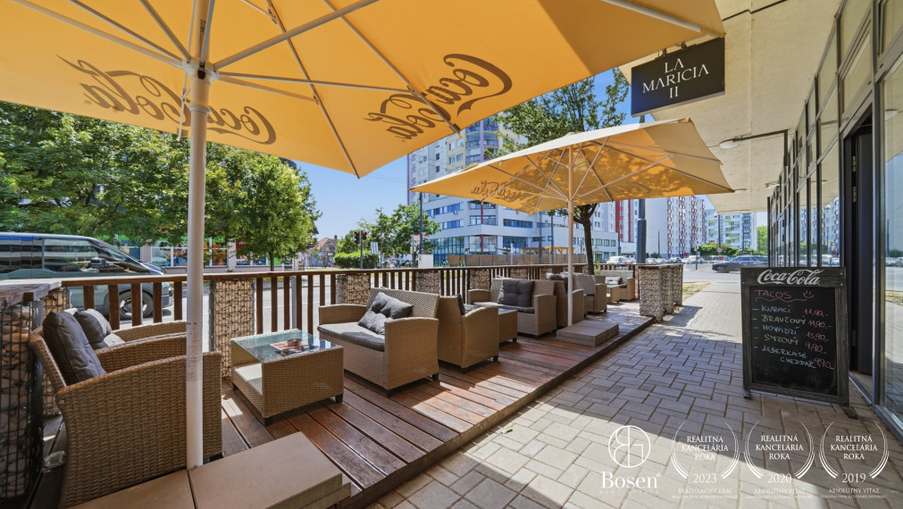 BOSEN GROUP | Dizajnovo zariadený lounge bar, Perla Ružinova