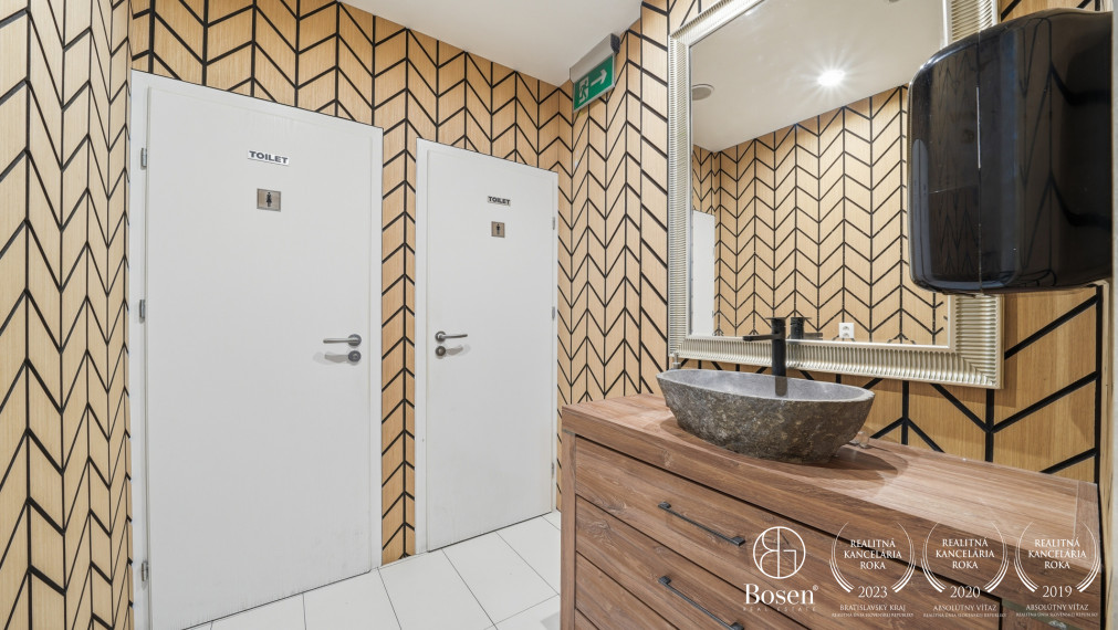 BOSEN GROUP | Dizajnovo zariadený lounge bar, Perla Ružinova