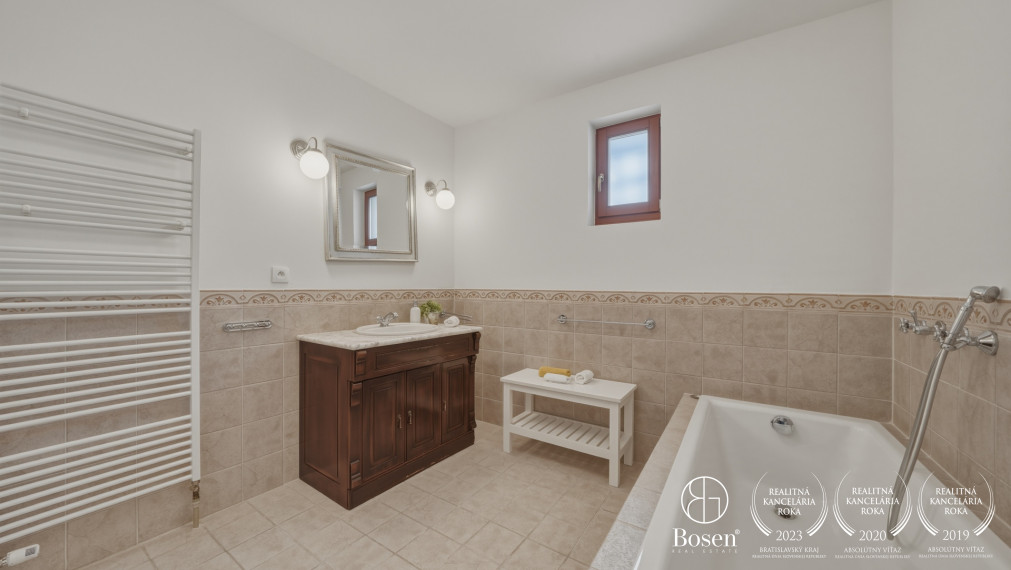 BOSEN | 5 izbový rodinný dom s garážou, Záhorská Ves, 1.258m2