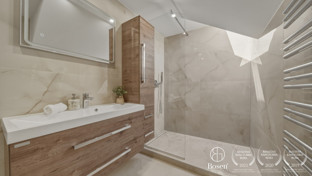 BOSEN | 5 izbový rodinný dom s garážou, Záhorská Ves, 1.258m2